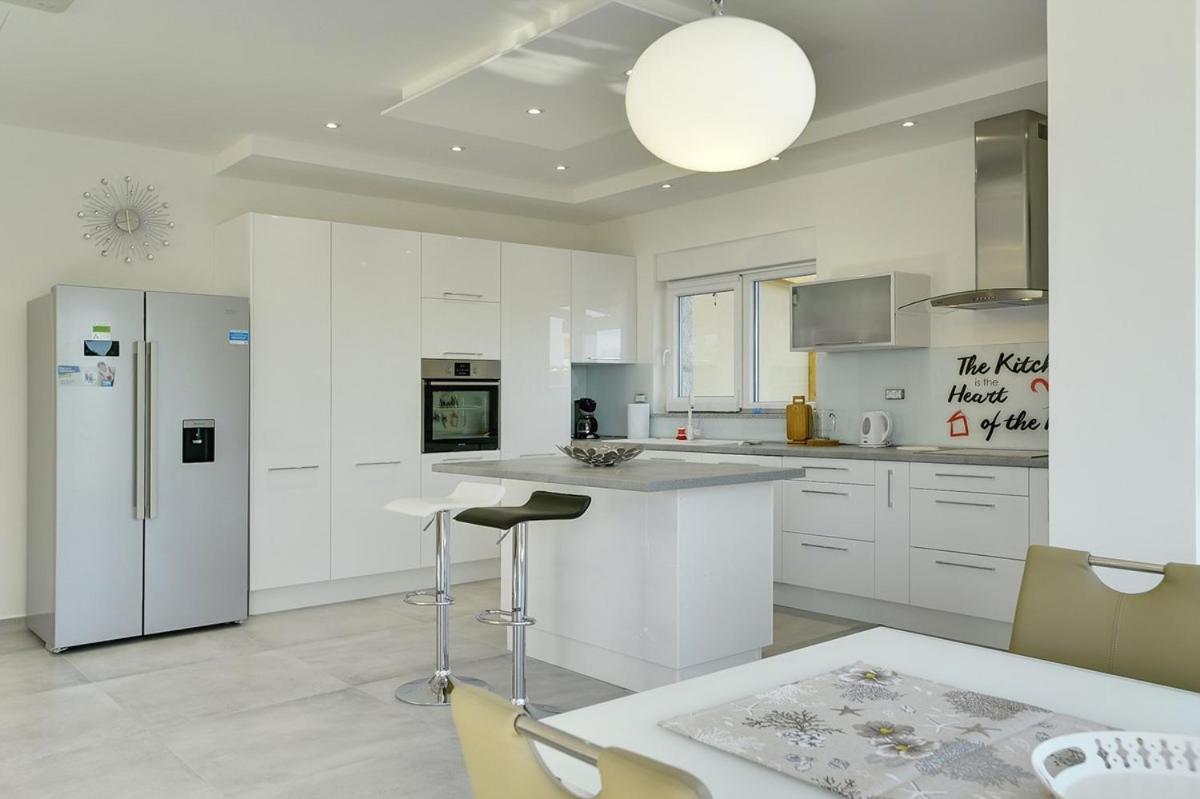 White Villa *