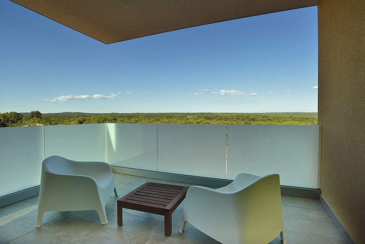 Villa White *